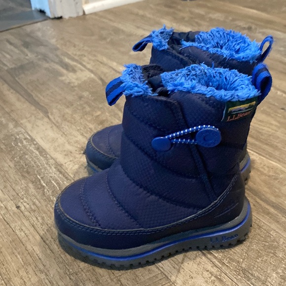 LLbean Winter Boots - 7T - Picture 1 of 6